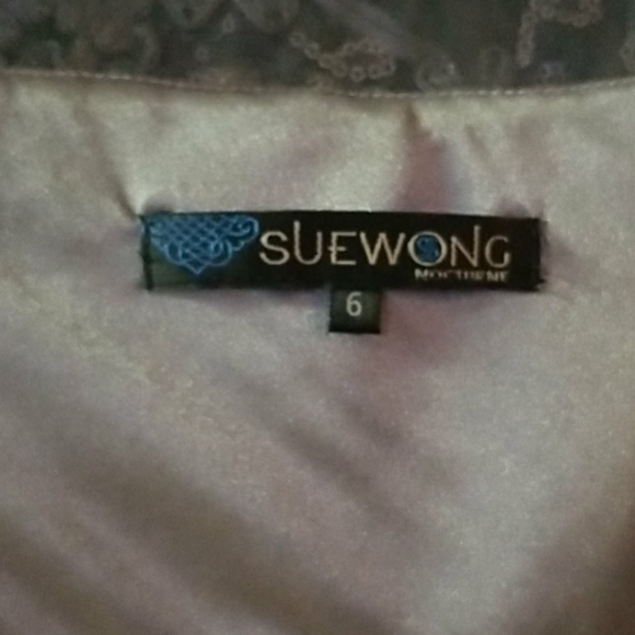 Dress - Picture 4 of 4